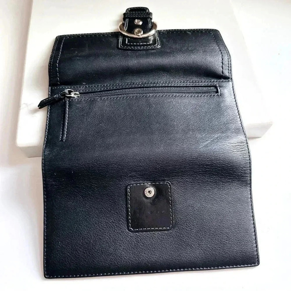 Coach Black Leather Soho Buckle Large Wallet - Picture 4 of 10